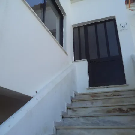 Quartos Maria Clara Homestay Sagres